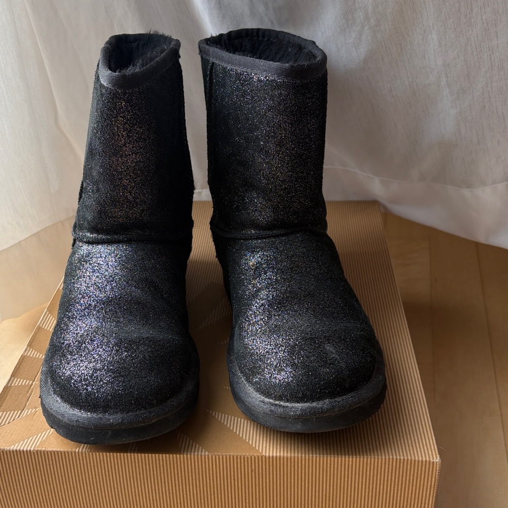 UGG Glitter classic short Boots